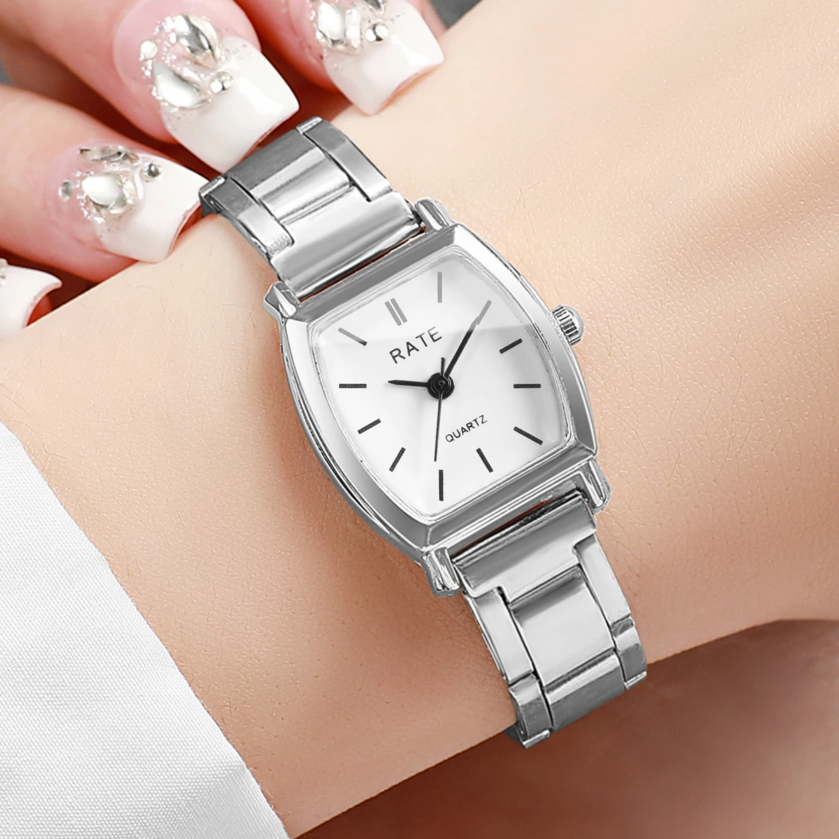 Elegant Silvery Alloy Band Women Quartz Watch Ladies Analog Wristwatches Reloj Mujer Girls Clock(Without Box)
Elegant Silvery Alloy Band Women Quartz Watch Ladies Analog Wristwatches Reloj Mujer Girls Clock(Without Box)