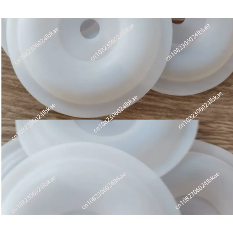4 pieces of diaphragm size: diameter 115MM - inner diameter 14mM - thickness 1MM outer diameter 115
4 pieces of diaphragm size: diameter 115MM - inner diameter 14mM - thickness 1MM outer diameter 115