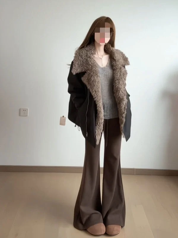 Ретро-корейский свободный топ в стиле бохо, модный и стильный, идеально подходит для небольших размеров, идеален для зимы.
Ретро-корейский свободный топ в стиле бохо, модный и стильный, идеально подходит для небольших размеров, идеален для зимы.