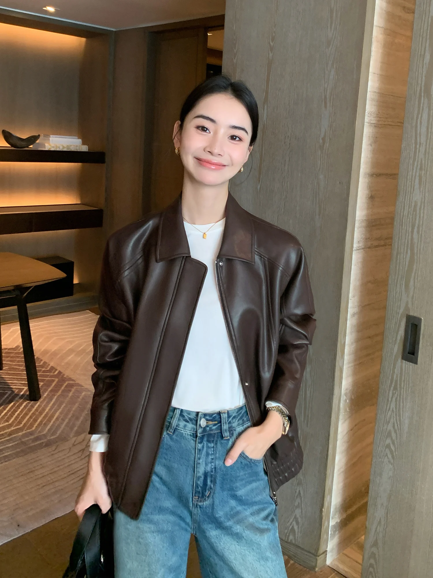 Maven Lin Casual Retro PU Leather ort Jaet Women's Coffee Color Spring Autumn New Loose ort Coat Leather Clothes
Maven Lin Casual Retro PU Leather ort Jaet Women's Coffee Color Spring Autumn New Loose ort Coat Leather Clothes