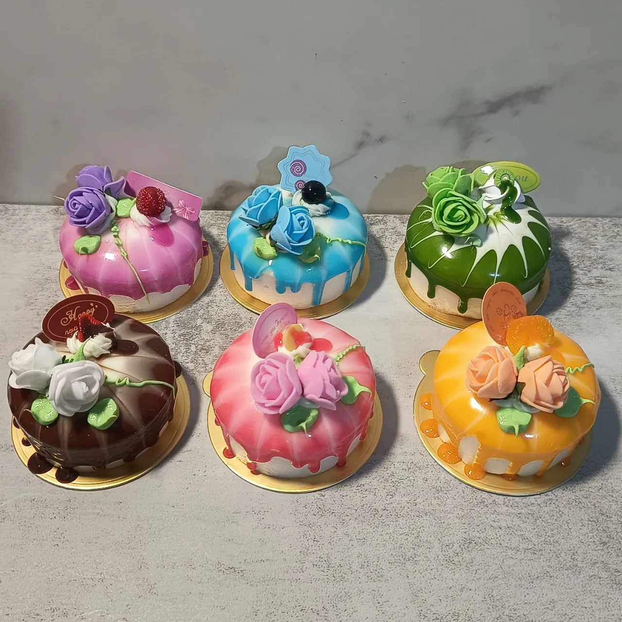 Fake Cupcake Model with Tray Snacks Flowers Bread Simulation Decorative Dollhouse Cake Store Display Furnishings House Decor Toy
Fake Cupcake Model with Tray Snacks Flowers Bread Simulation Decorative Dollhouse Cake Store Display Furnishings House Decor Toy