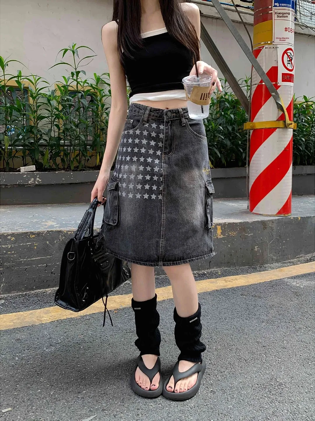 Washed American Style plus Size Denim Short Skirt with Multiple Pockets Women's Summer Fashion High Waist A-Line Skirt
Washed American Style plus Size Denim Short Skirt with Multiple Pockets Women's Summer Fashion High Waist A-Line Skirt