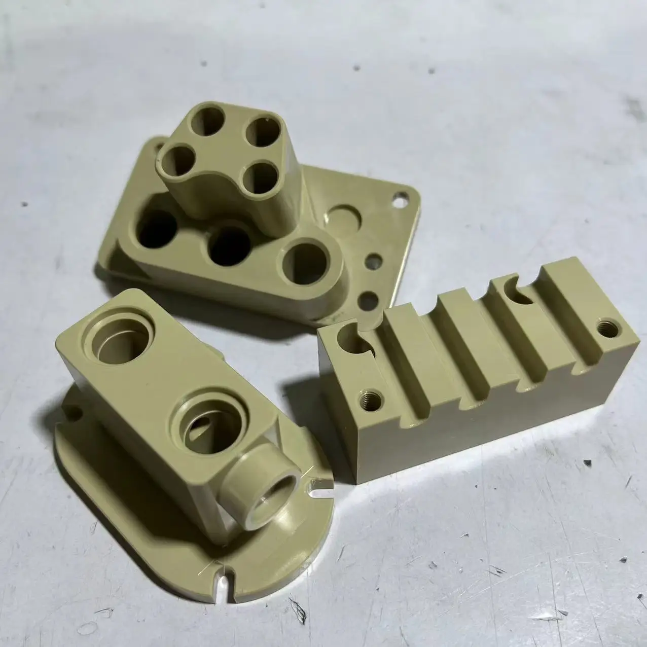 High-Precision PEEK Plastic Machined Parts OEM Factory for Automation Equipment Tooling Jigs & Testing
High-Precision PEEK Plastic Machined Parts OEM Factory for Automation Equipment Tooling Jigs & Testing