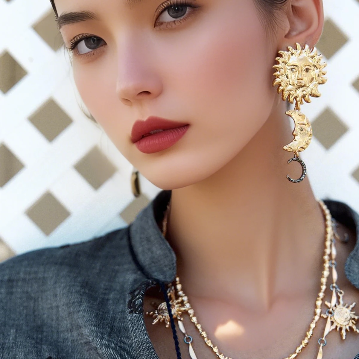 2025 New ZAA Women Jewelry Vintage Metal Sun And Moon Hanging Dangling Earrings Personalized Holiday Party Accessories Girl Gift
2025 New ZAA Women Jewelry Vintage Metal Sun And Moon Hanging Dangling Earrings Personalized Holiday Party Accessories Girl Gift