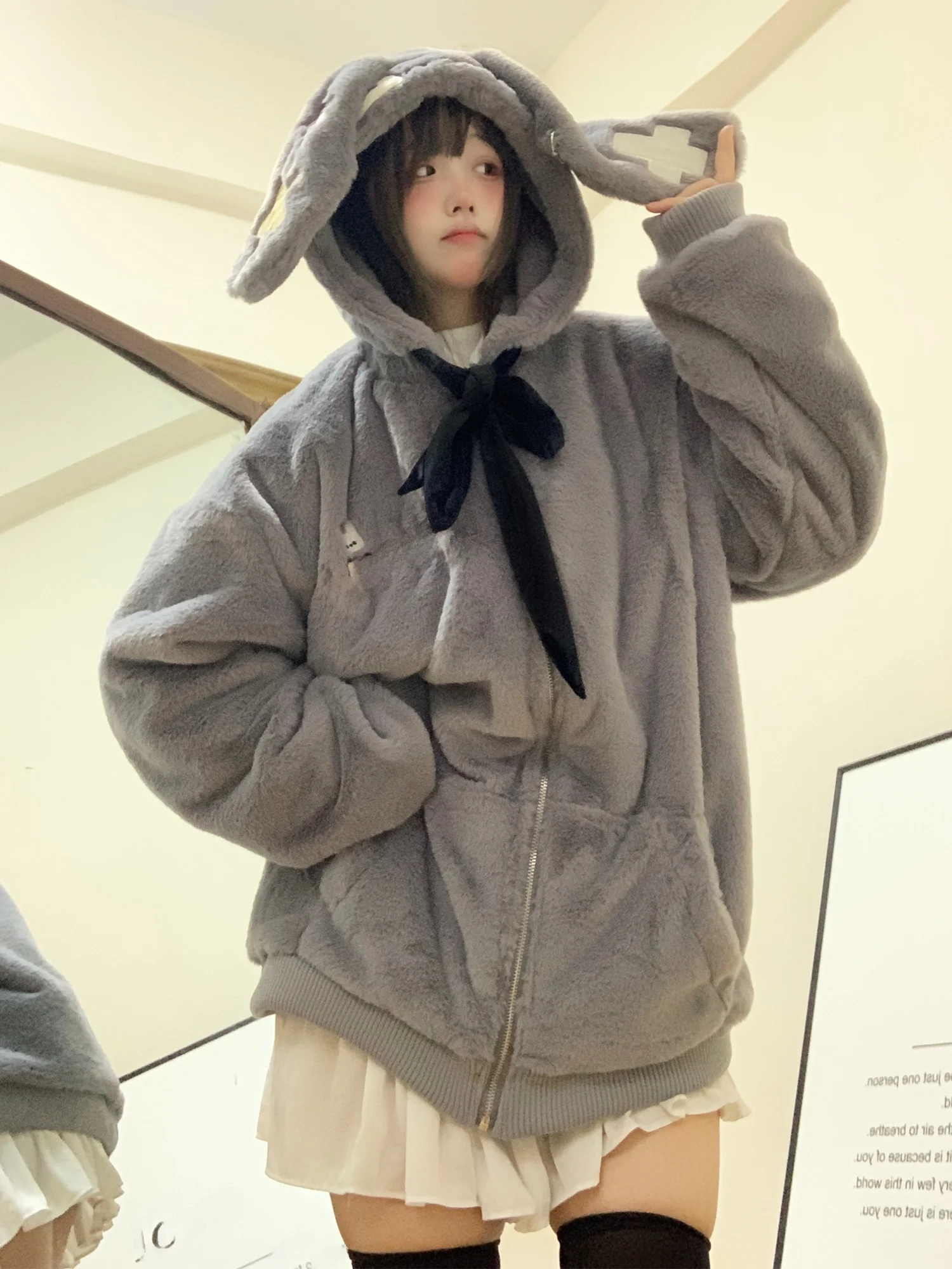 Cute Rabbit Ear Lamb Fur Jaet Women's Hooded Design Winter Cotton Coat TUDOU Potato Sweet Sle Loose Fit Long Sve
Cute Rabbit Ear Lamb Fur Jaet Women's Hooded Design Winter Cotton Coat TUDOU Potato Sweet Sle Loose Fit Long Sve