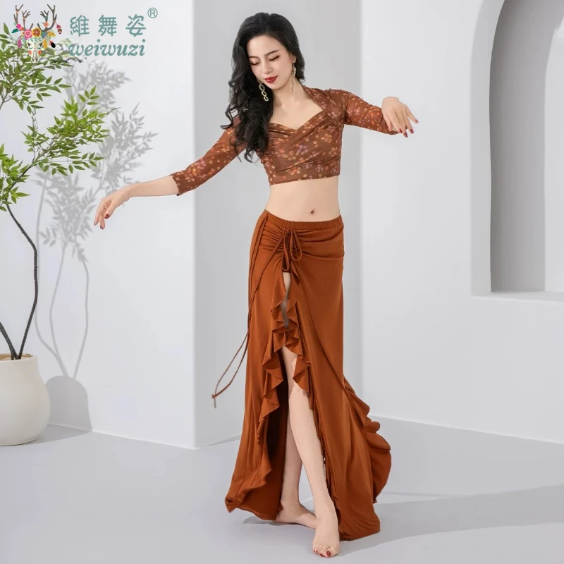 BellyDance Costume Mesh Printed Top+Sexy Split Long Skirt 2pcs Adult Women's Oriental Dance Practice Clothes Performance Costume
BellyDance Costume Mesh Printed Top+Sexy Split Long Skirt 2pcs Adult Women's Oriental Dance Practice Clothes Performance Costume