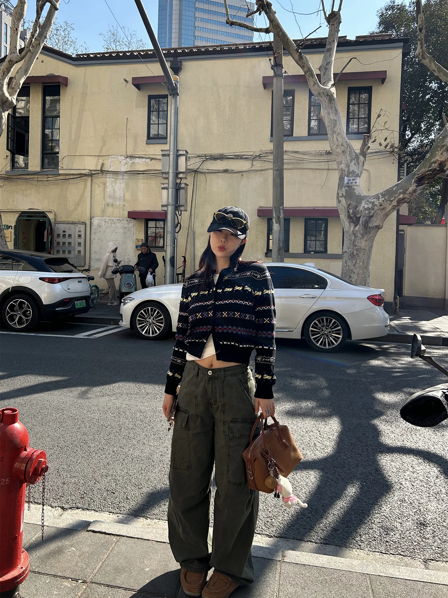 D YANGJUN Cute Knitted Sweater Cardigan Women's Spring Korean Sle Initial Faion Outerwear Knitwear Top
D YANGJUN Cute Knitted Sweater Cardigan Women's Spring Korean Sle Initial Faion Outerwear Knitwear Top