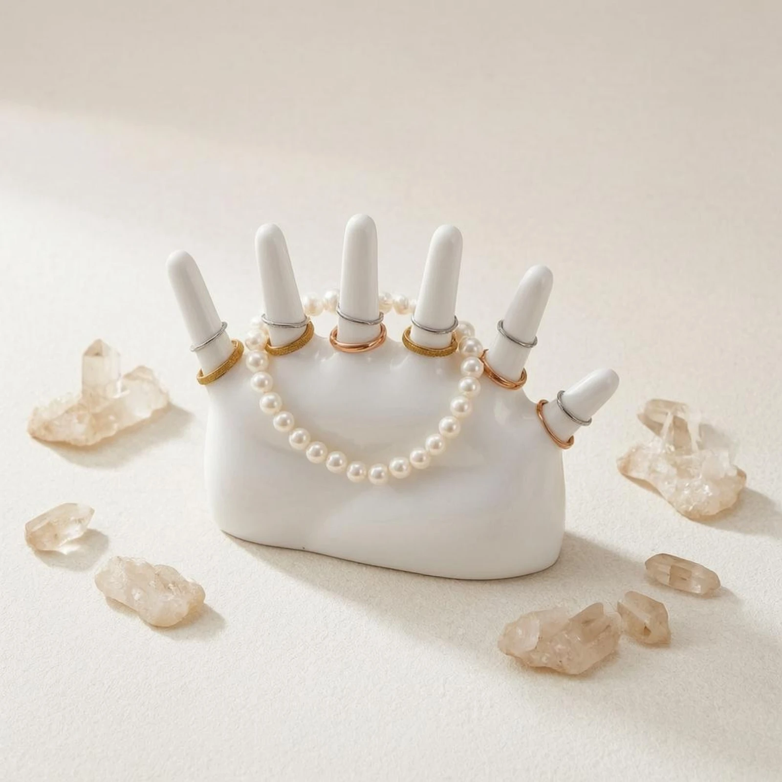 Hand Band Holder PVC Hand-Shaped Band Stand Jewelry Display Stand Glossy Home Decor 6-Finger
Hand Band Holder PVC Hand-Shaped Band Stand Jewelry Display Stand Glossy Home Decor 6-Finger