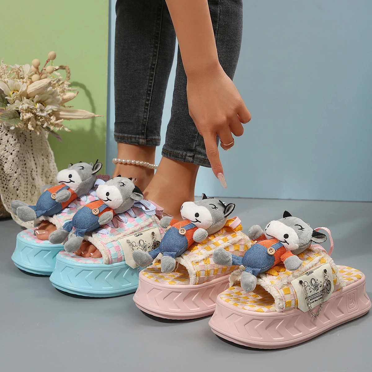 Women Sandals Fashion Thick Sole Shoes Women Soft Flat Home Sandals Rubber Fabric Graffiti Cross Strap Slippers Zapatos De Mujer
Women Sandals Fashion Thick Sole Shoes Women Soft Flat Home Sandals Rubber Fabric Graffiti Cross Strap Slippers Zapatos De Mujer