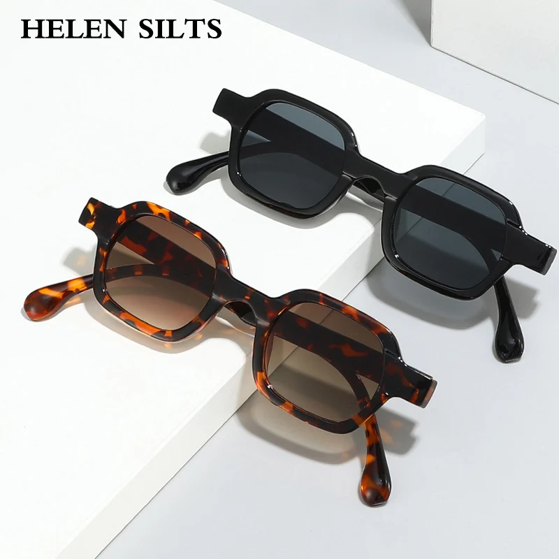 Vintage Fashion Square Leopard Print Sunglasses UV400 Gradient Shades Trendy Sun Glasses for Men And Women
Vintage Fashion Square Leopard Print Sunglasses UV400 Gradient Shades Trendy Sun Glasses for Men And Women