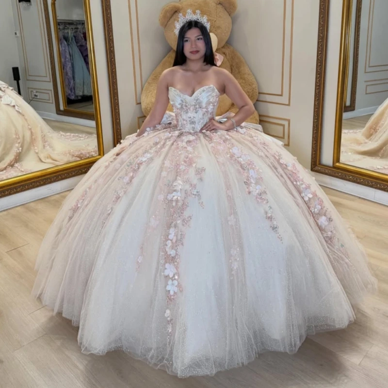Light Champagne Shiny Ball Gown Quinceanera Dresses Applique Flower Beading Crystal Bow Tull Corset Off The Shoulder Sweet 16
Light Champagne Shiny Ball Gown Quinceanera Dresses Applique Flower Beading Crystal Bow Tull Corset Off The Shoulder Sweet 16
