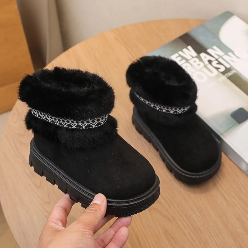2025 зимние новые зимние туфли на платформе, детские модные повседневные теплые универсальные детские хлопковые мягкие меховые ботинки с круглой головкой
2025 зимние новые зимние туфли на платформе, детские модные повседневные теплые универсальные детские хлопковые мягкие меховые ботинки с круглой головкой