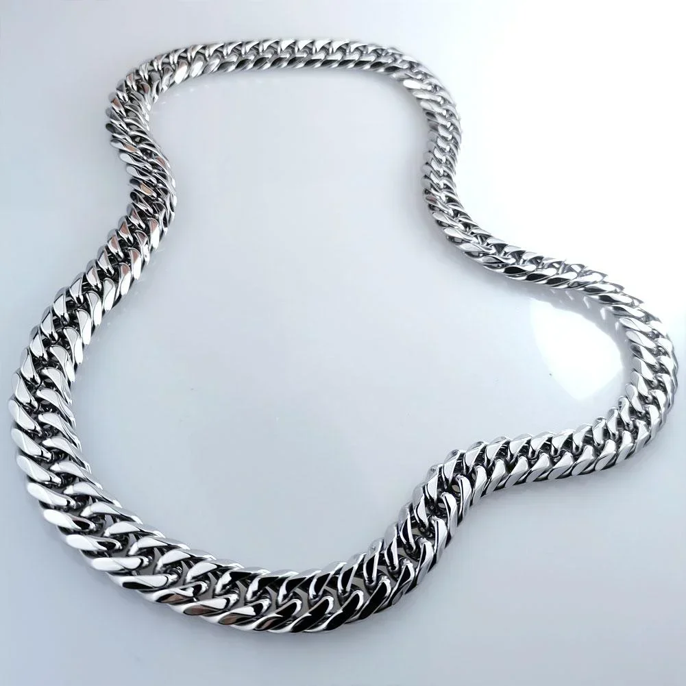 Heavy Men's 16mm Width Steel Original Color No Buckle Very Long Solid Chain Necklace
Heavy Men's 16mm Width Steel Original Color No Buckle Very Long Solid Chain Necklace