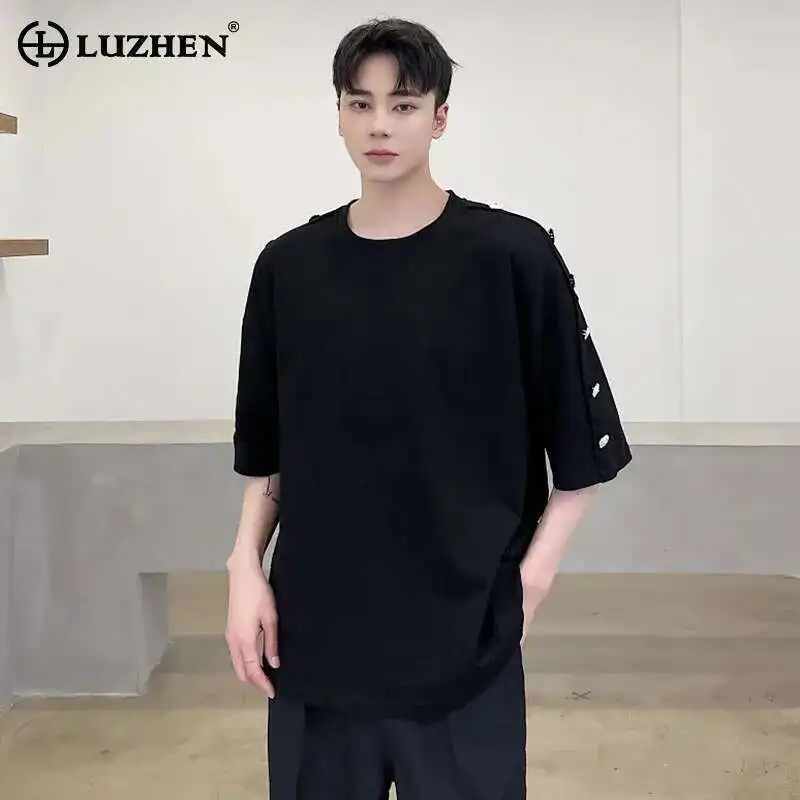 LUZHEN Original Buttoned Decorate Short Sleeve Casual Tops Men's Stylish 2025 Summer New Solid Color Round Neck T-shirts LZ9924
LUZHEN Original Buttoned Decorate Short Sleeve Casual Tops Men's Stylish 2025 Summer New Solid Color Round Neck T-shirts LZ9924