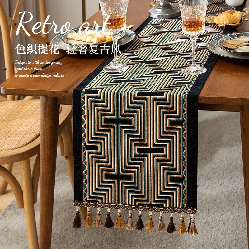 Винтажная роскошная дорожка для обеденного стола в семье, жаккардовая крышка для чайного столика с цветным переплетением и подвесными кисточками
Винтажная роскошная дорожка для обеденного стола в семье, жаккардовая крышка для чайного столика с цветным переплетением и подвесными кисточками
