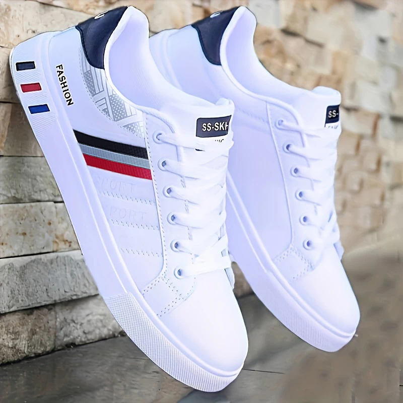 A Pair of White Sneakers, Perfect for Skateboarding, Casual Sports, And Everyday Wear. Lightweight with a Soft Sole, Suitable fo
A Pair of White Sneakers, Perfect for Skateboarding, Casual Sports, And Everyday Wear. Lightweight with a Soft Sole, Suitable fo