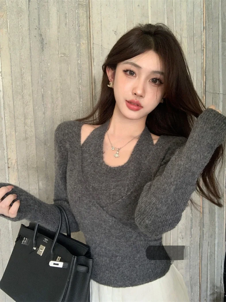 Design Sensation Knitted Faux Two-Piece Neck Hanging Mink Velvet Crossed Women's Base Shirt Slim Fit Inner Wear Winter 2016
Design Sensation Knitted Faux Two-Piece Neck Hanging Mink Velvet Crossed Women's Base Shirt Slim Fit Inner Wear Winter 2016