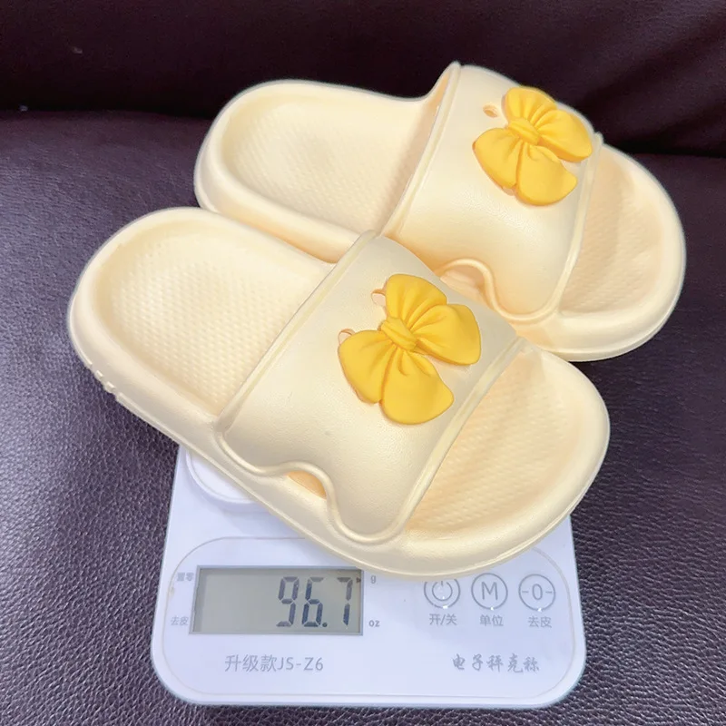 Girls Bow Kids Slippers Lightweight Indoor Bathroo Anti Odor Slide Sandals Kids Soft Non Slip Slipper Children's beach sandals
Girls Bow Kids Slippers Lightweight Indoor Bathroo Anti Odor Slide Sandals Kids Soft Non Slip Slipper Children's beach sandals