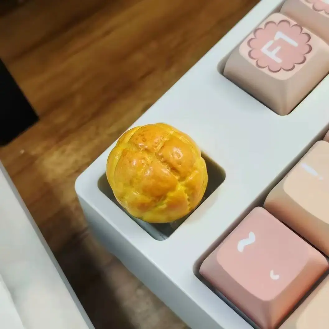 Handmade custom pineapple bread keycap gift game cross axis mechanical keyboard gift 1U ESC cake keycap
Handmade custom pineapple bread keycap gift game cross axis mechanical keyboard gift 1U ESC cake keycap