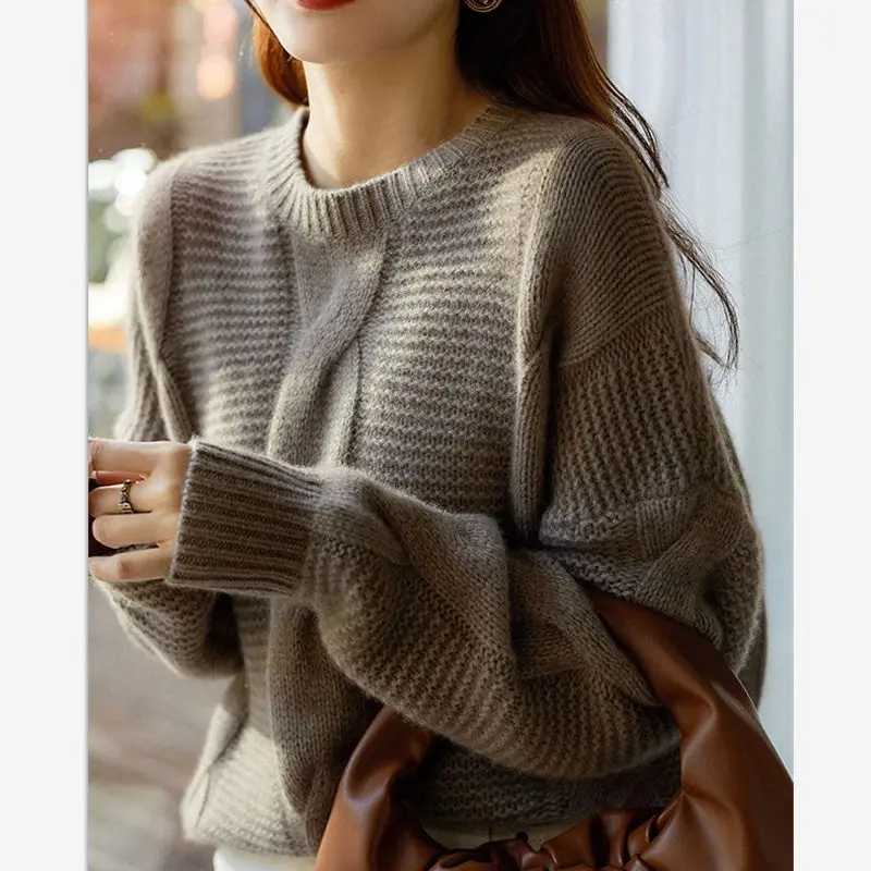 Retro Sweater for Female 2024 Autumn and Winter O-neck Loose Solid Thick Jacquard Pullover Sweater Knitted Bottoming Shirt LJ444
Retro Sweater for Female 2024 Autumn and Winter O-neck Loose Solid Thick Jacquard Pullover Sweater Knitted Bottoming Shirt LJ444