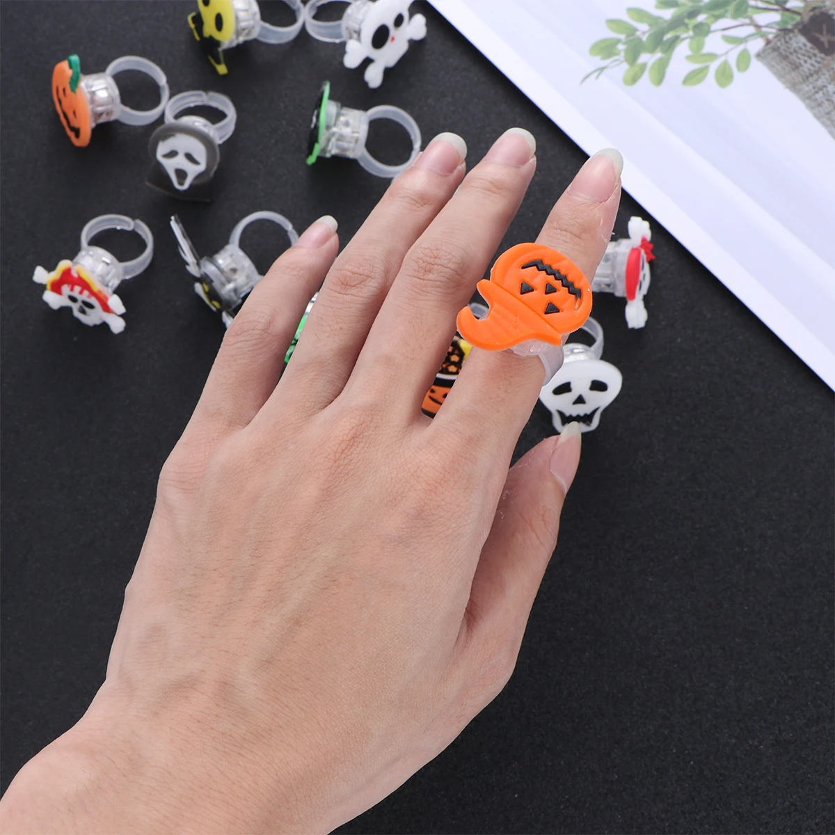50 Pcs Halloween Decor Flashing LED Ring Toys Decoration Rings Finger Ornaments
50 Pcs Halloween Decor Flashing LED Ring Toys Decoration Rings Finger Ornaments