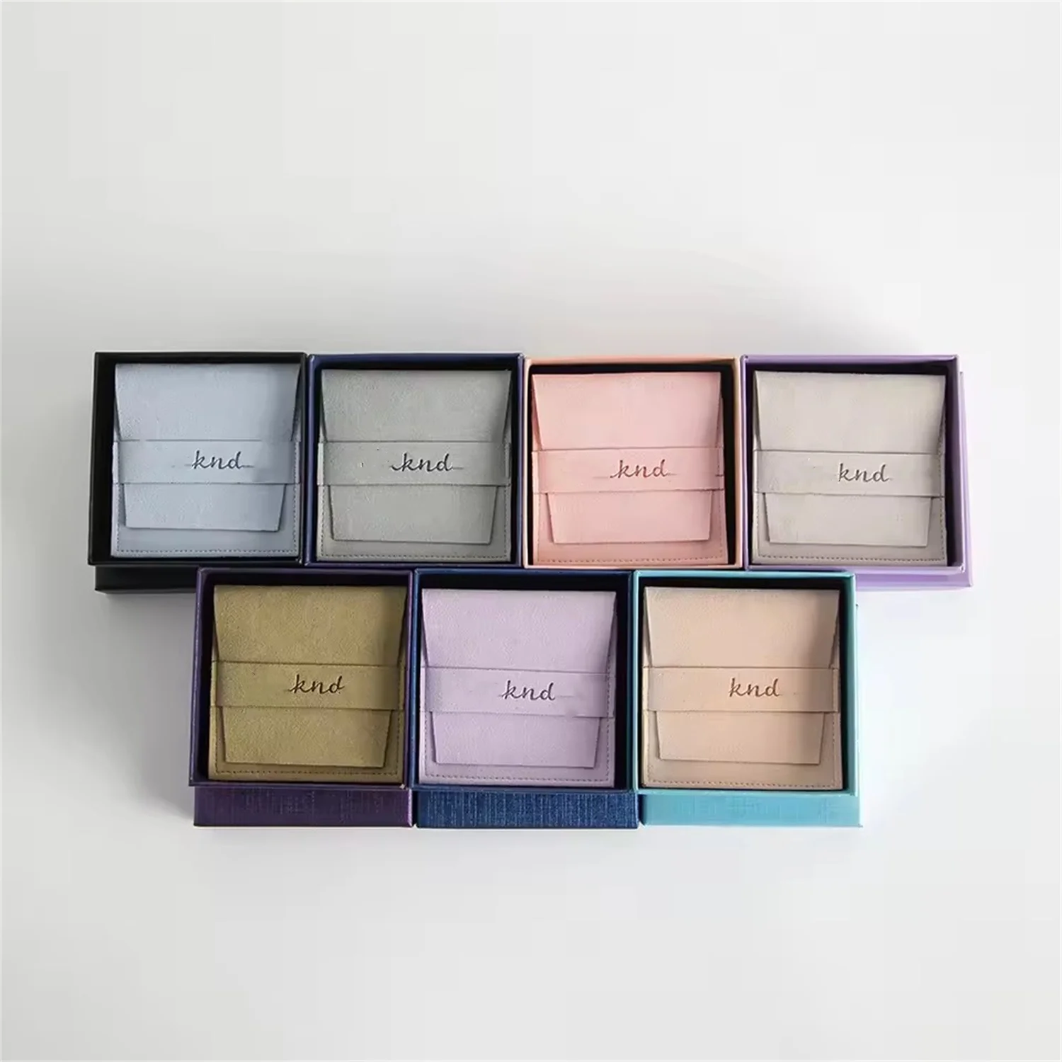 Personalized Logo Paper Jewelry Box Microfiber Suede Strip Pouch Small Wedding Gift Storage Bag Earrings Bracelet Organizer Case
Personalized Logo Paper Jewelry Box Microfiber Suede Strip Pouch Small Wedding Gift Storage Bag Earrings Bracelet Organizer Case