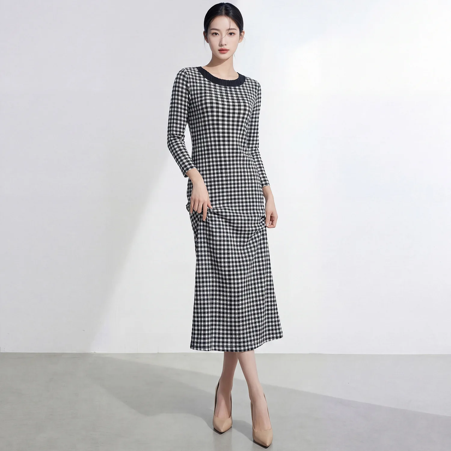 Miyake Blue White Geometric Print Women's Dress Round Neck Three Quarter Sleeve Pleated Bodycon Dresses 2026 Spring New 2DB6967
Miyake Blue White Geometric Print Women's Dress Round Neck Three Quarter Sleeve Pleated Bodycon Dresses 2026 Spring New 2DB6967
