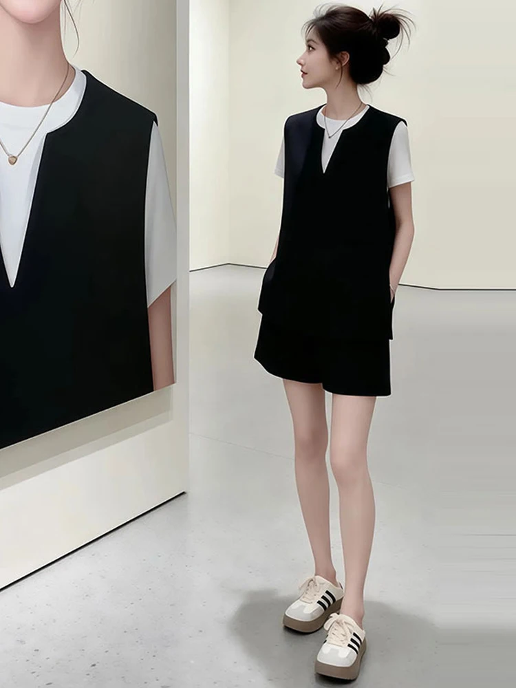 Loose Fit Black Vest Shorts Set Women's Korean Style Summer Fashion Anti-Aging Super Popular Two-Piece Suit Casual Breathable
Loose Fit Black Vest Shorts Set Women's Korean Style Summer Fashion Anti-Aging Super Popular Two-Piece Suit Casual Breathable