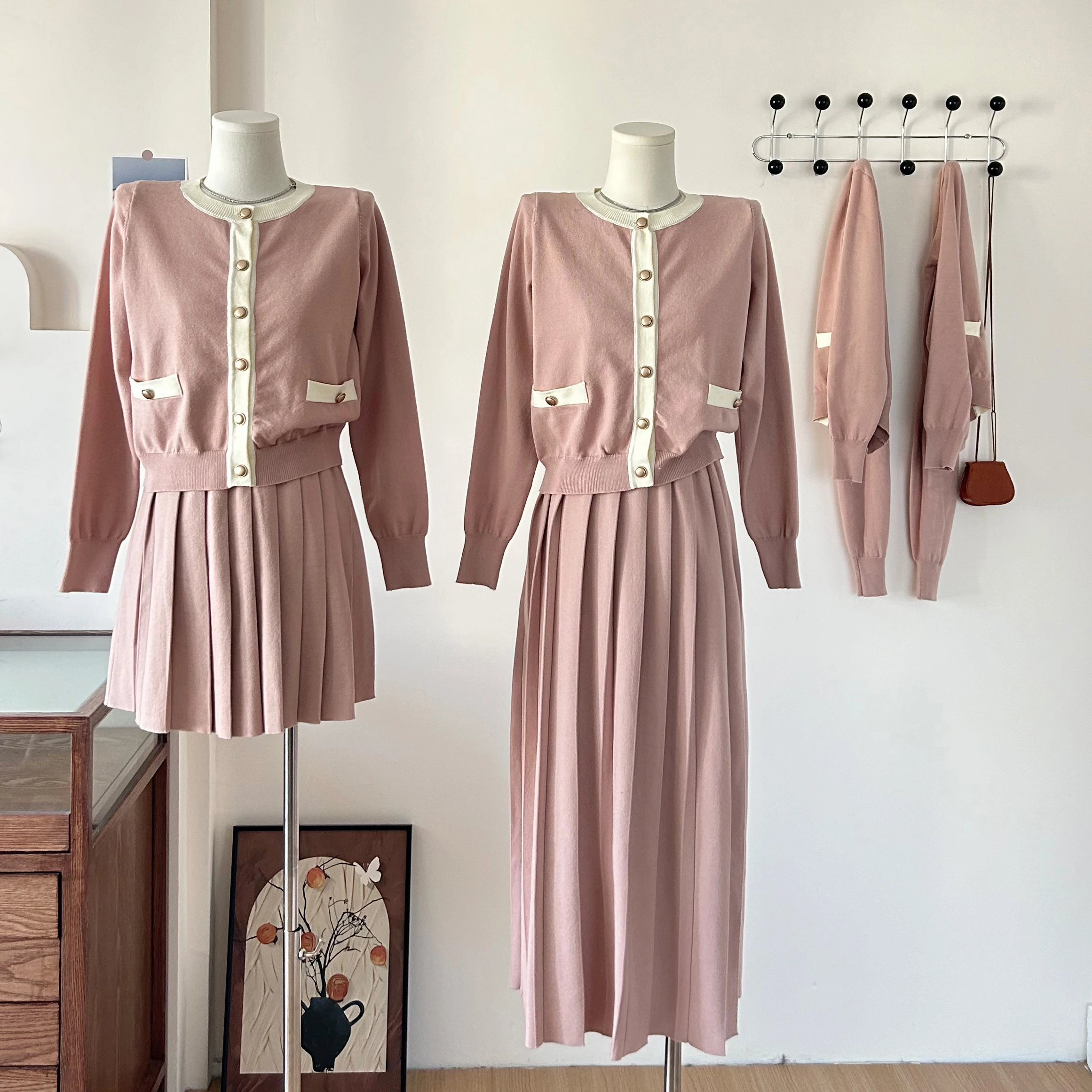 UNXX 2024 Autumn and Winter Pink Sweet Vintage Socialite Long Knit Dress Set, Classic Style Women Female Office Lady Clothing
UNXX 2024 Autumn and Winter Pink Sweet Vintage Socialite Long Knit Dress Set, Classic Style Women Female Office Lady Clothing