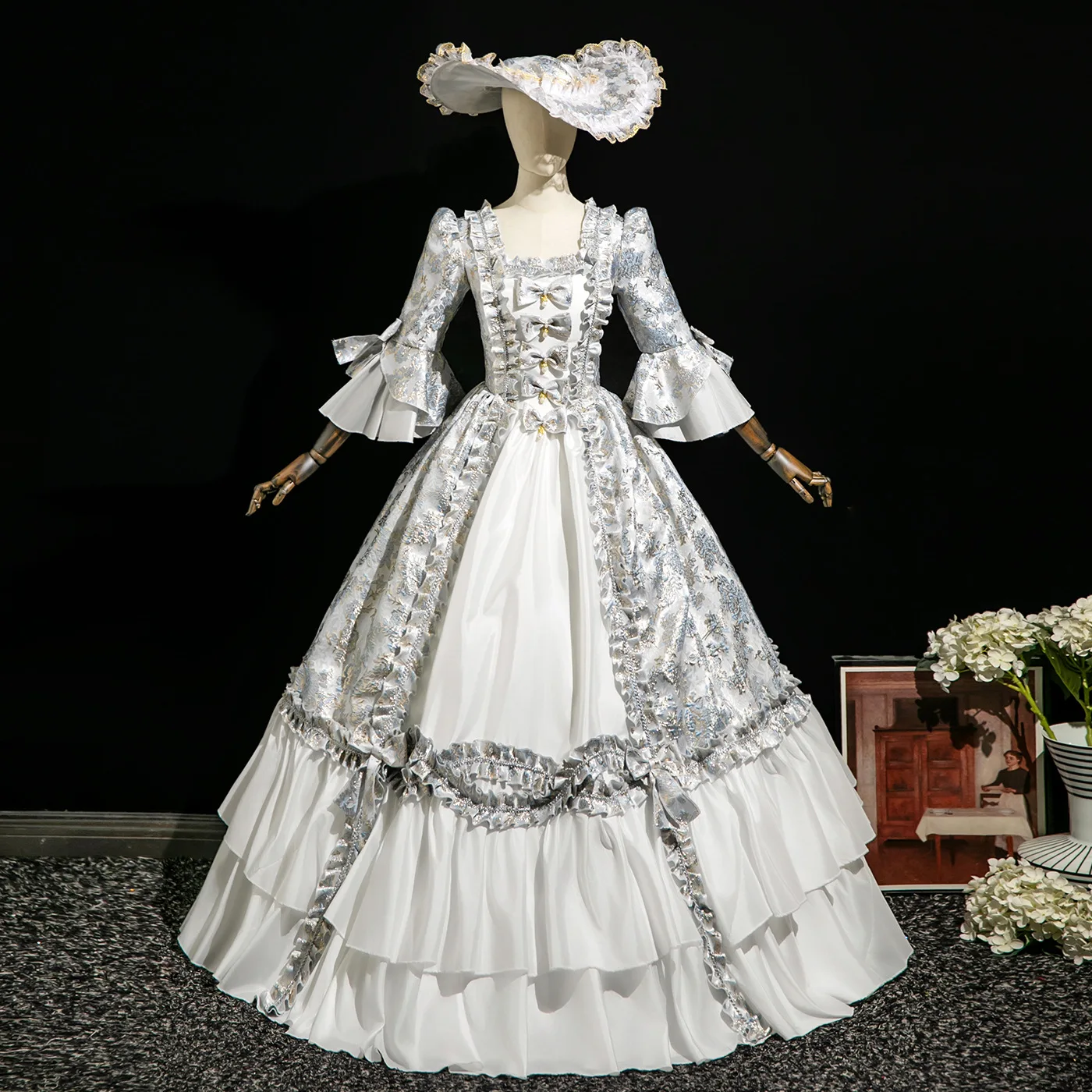 French Princess Costume European Court Photo Travel Photography Masquerade Ball Drama Catwalk Tea Party Dress Vestidos Elegantes
French Princess Costume European Court Photo Travel Photography Masquerade Ball Drama Catwalk Tea Party Dress Vestidos Elegantes