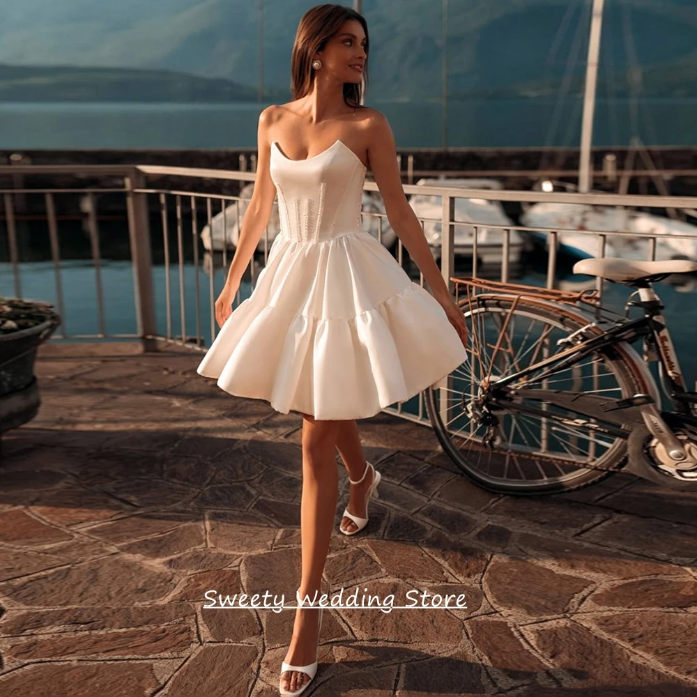 Customized Little White Dresses Robe Mariee Sexy Scoop Neck Sleeveless Beading A Line Short Bridal Gown Bride Dresses
Customized Little White Dresses Robe Mariee Sexy Scoop Neck Sleeveless Beading A Line Short Bridal Gown Bride Dresses