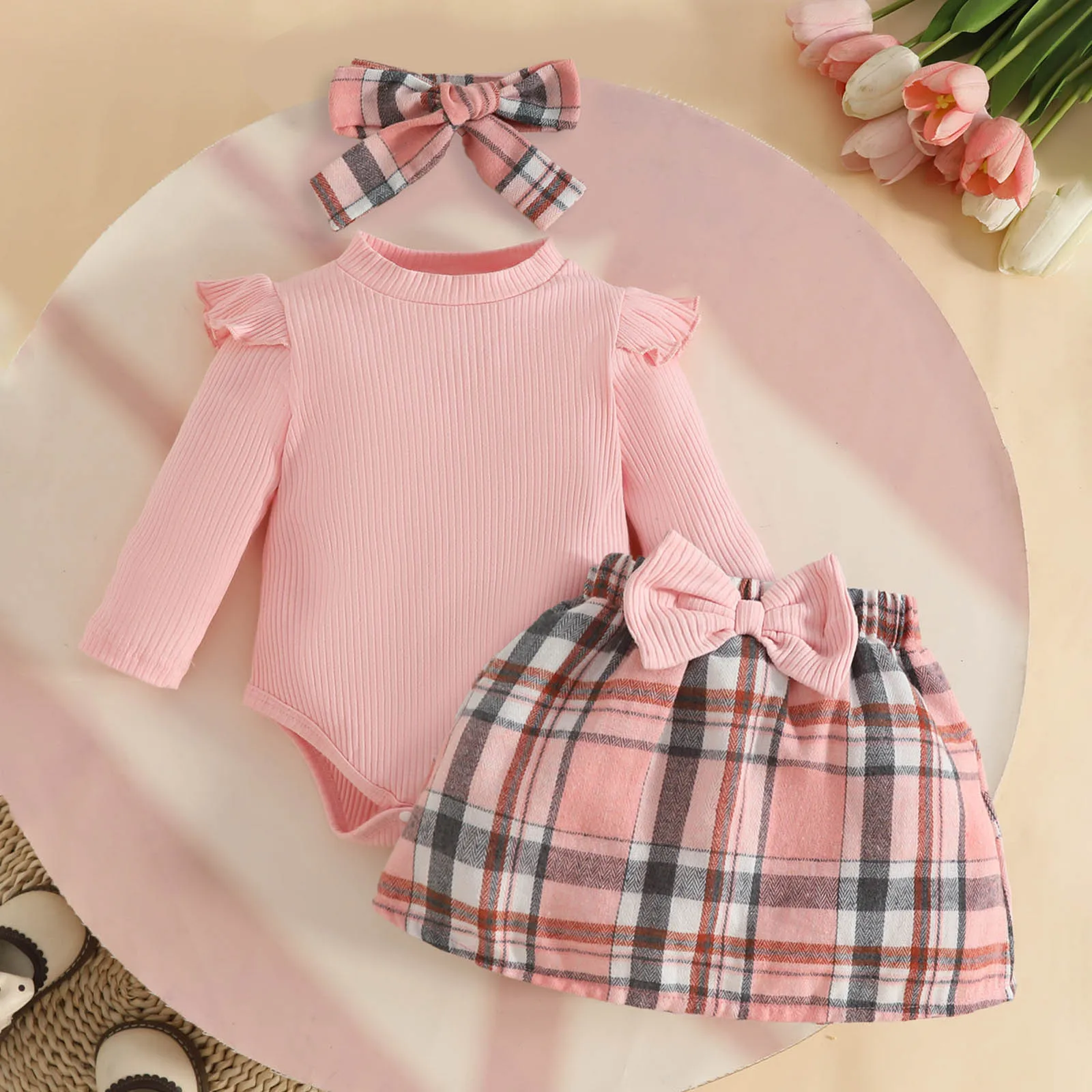 Swaddling Set Baby Girl Fall Skirt Outfits Toddler Long Sleeve Romper Plaid Skirt With Headband Long Sleeve Bodysuit Short
Swaddling Set Baby Girl Fall Skirt Outfits Toddler Long Sleeve Romper Plaid Skirt With Headband Long Sleeve Bodysuit Short