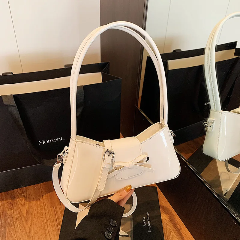 2025 New Simple Bow Bag Women's High-end Sense Fashion Trend Shoulder Messenger Bag
2025 New Simple Bow Bag Women's High-end Sense Fashion Trend Shoulder Messenger Bag