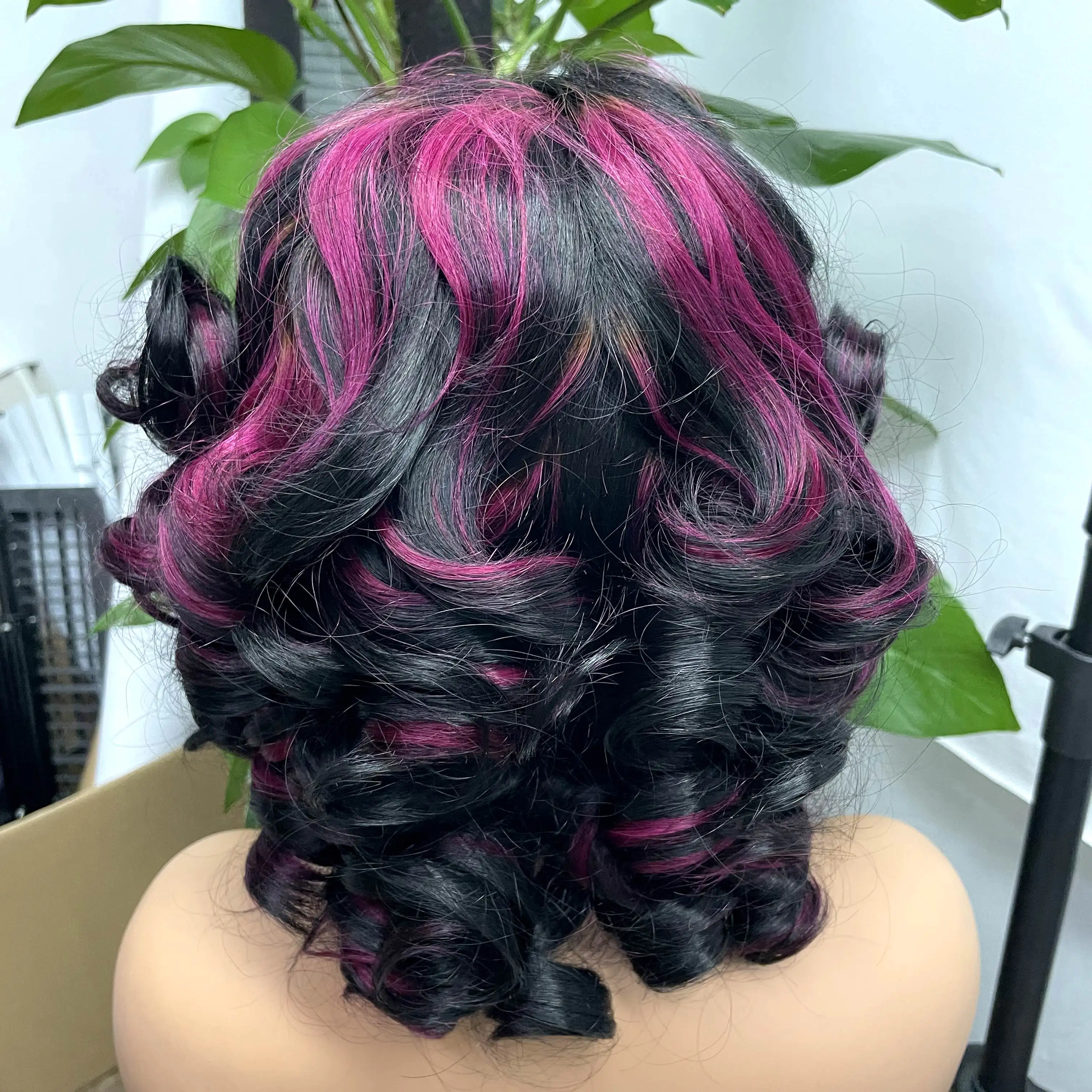 5x5 кружевная застежка T1B/фиолетовые свободные парики из натуральных волос Fumi, плотность 300%, короткие надувные вьющиеся бирманские парики из волос Remy для женщин
5x5 кружевная застежка T1B/фиолетовые свободные парики из натуральных волос Fumi, плотность 300%, короткие надувные вьющиеся бирманские парики из волос Remy для женщин