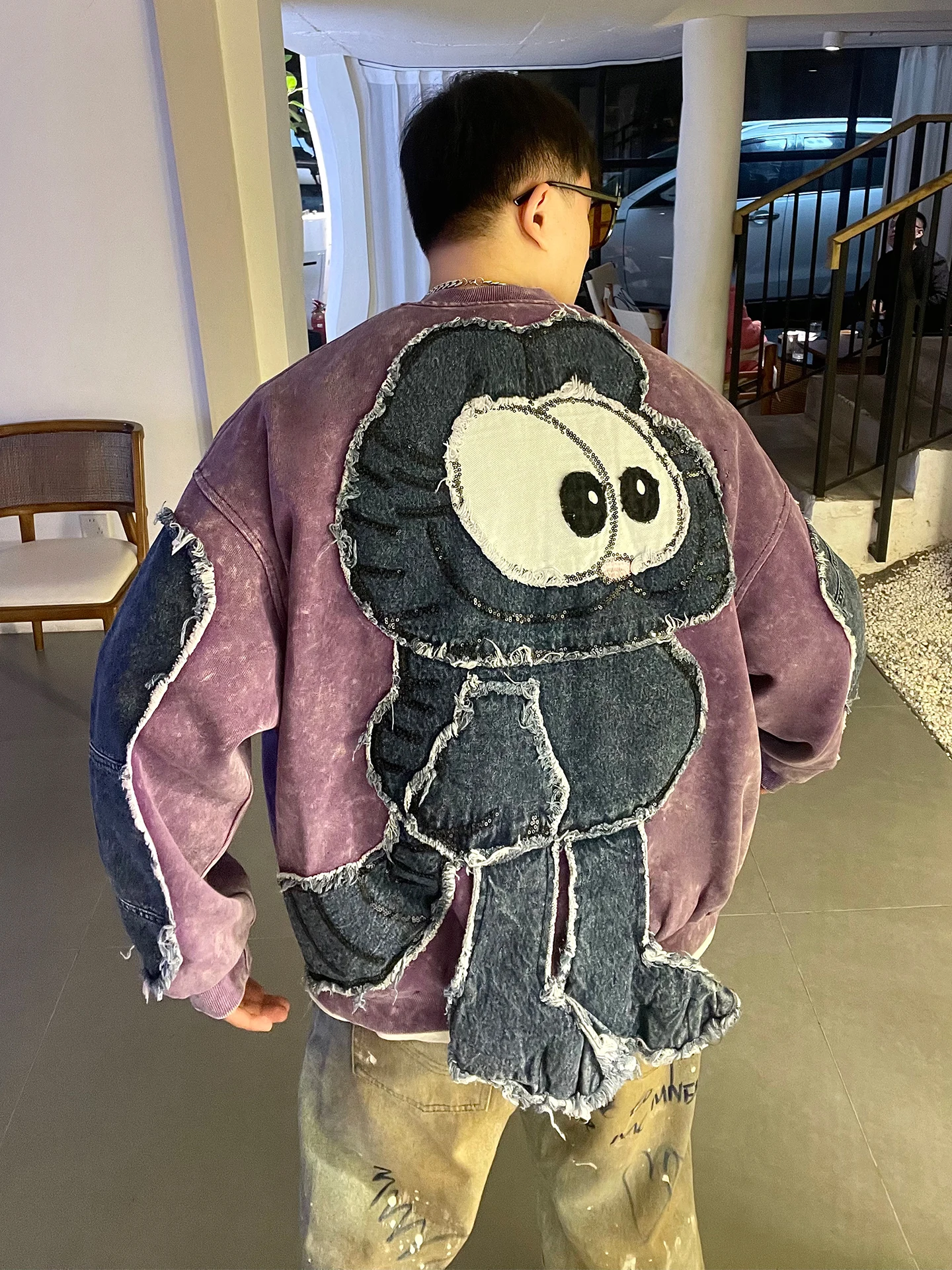 Джинсовая куртка с 3D-вышивкой в мультяшном стиле, свободного кроя, в бейсбольном стиле, верхняя одежда, весенняя молодежная модная дизайнерская джинсовая куртка
Джинсовая куртка с 3D-вышивкой в мультяшном стиле, свободного кроя, в бейсбольном стиле, верхняя одежда, весенняя молодежная модная дизайнерская джинсовая куртка