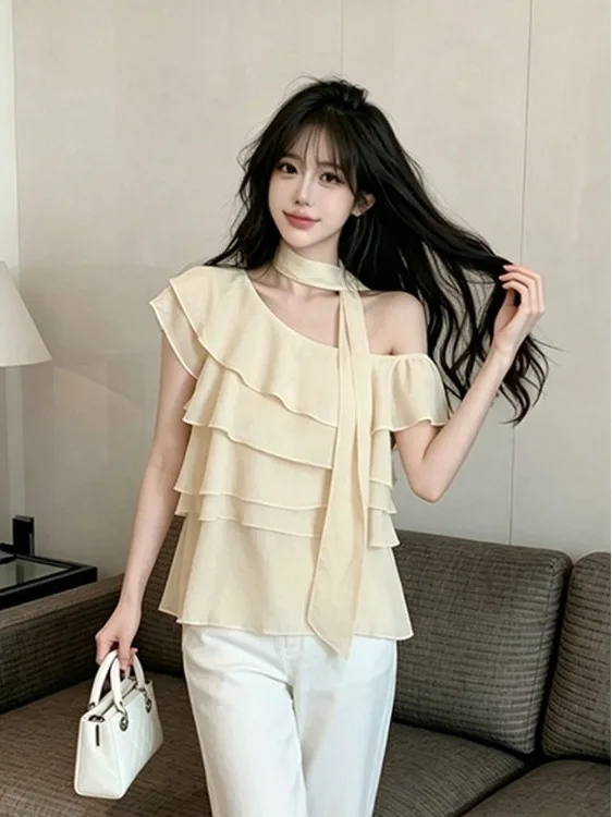 Elegant Short Sleeve Chiffon Blouse Women Summer Slimming Design Sensual Lace Trim Shoulder Hanging Neck Gown Female Fashion
Elegant Short Sleeve Chiffon Blouse Women Summer Slimming Design Sensual Lace Trim Shoulder Hanging Neck Gown Female Fashion