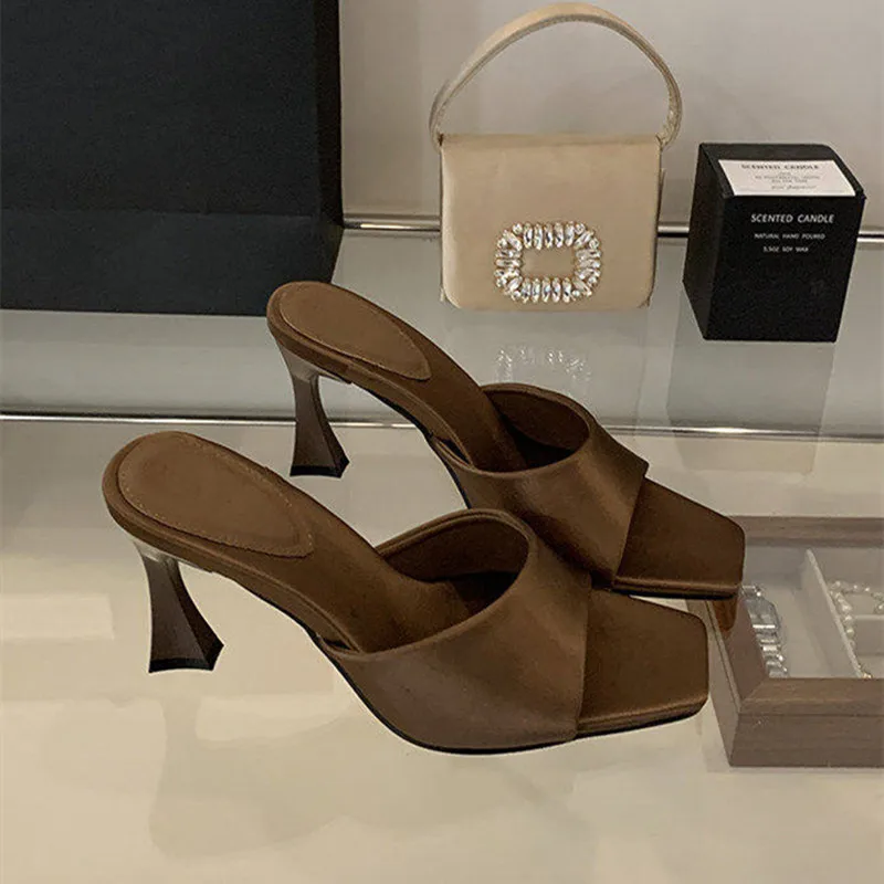 Bailamos/2026, летние новые брендовые женские тапочки, модные шлепанцы без шнуровки с открытым носком, женские элегантные туфли-лодочки на тонком высоком каблуке, шлепанцы
Bailamos/2026, летние новые брендовые женские тапочки, модные шлепанцы без шнуровки с открытым носком, женские элегантные туфли-лодочки на тонком высоком каблуке, шлепанцы