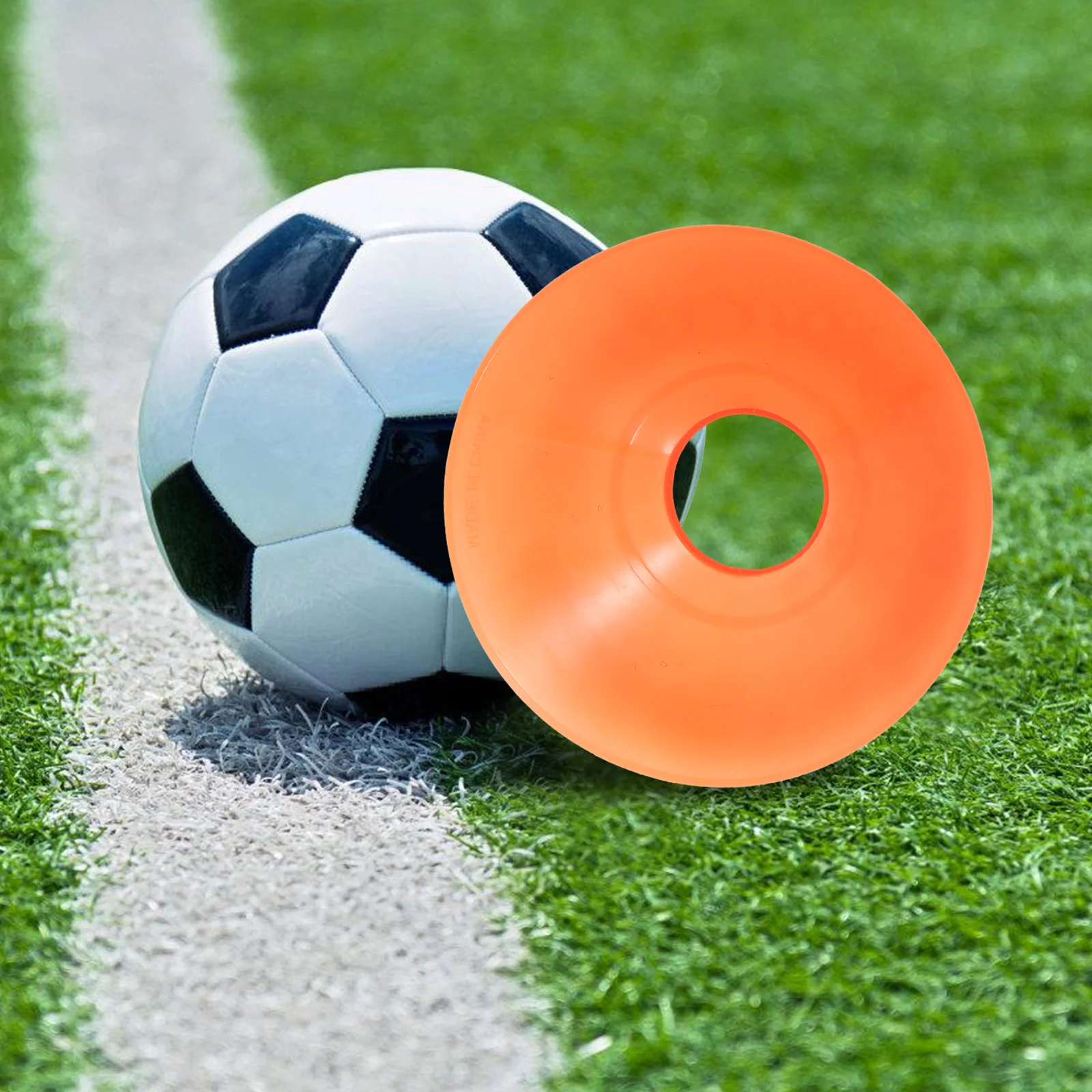 1Set Soccer Training Disc Cones Football Equipment Bright Colorful Pe Durable Cones for Kids Sports Practice Soccer Cone
1Set Soccer Training Disc Cones Football Equipment Bright Colorful Pe Durable Cones for Kids Sports Practice Soccer Cone