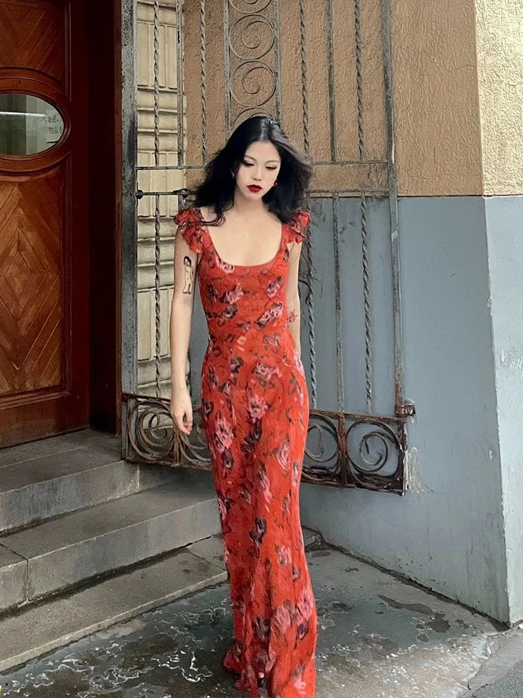 Retro Chinese Red Floral Print Long Dr Square Collar Sexy Slimming Skirt Hemmed with Lace Casual Chic Autumn Faion Women... 
Retro Chinese Red Floral Print Long Dr Square Collar Sexy Slimming Skirt Hemmed with Lace Casual Chic Autumn Faion Women...