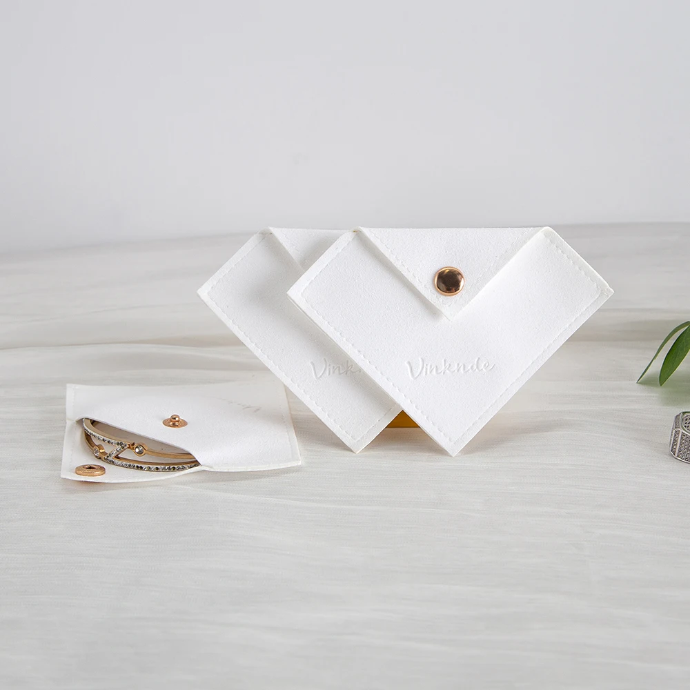 50Pcs White Personalized Logo Jewelry Microfiber Bag Wedding Favors Gift Earrings Rings Packaging Velvet Triangle Button Pouch
50Pcs White Personalized Logo Jewelry Microfiber Bag Wedding Favors Gift Earrings Rings Packaging Velvet Triangle Button Pouch