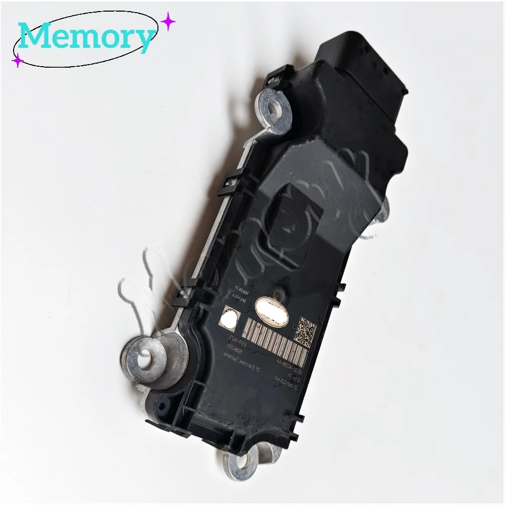 9HP48 Original New Transmission Conductor Unit TCU ZF0501220441 For LAND ROVER Car Accessories
9HP48 Original New Transmission Conductor Unit TCU ZF0501220441 For LAND ROVER Car Accessories