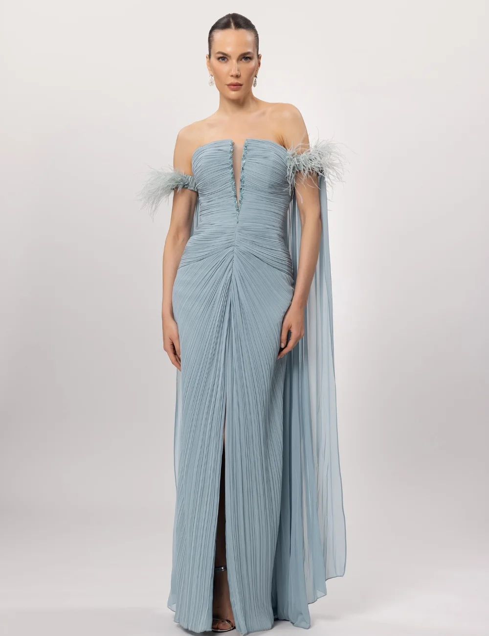 Customized Matching Casual Chiffon Pleat Draped Feather Straight Off-the-shoulder Long Dresses Evening Dresses Exquisite Retro
Customized Matching Casual Chiffon Pleat Draped Feather Straight Off-the-shoulder Long Dresses Evening Dresses Exquisite Retro