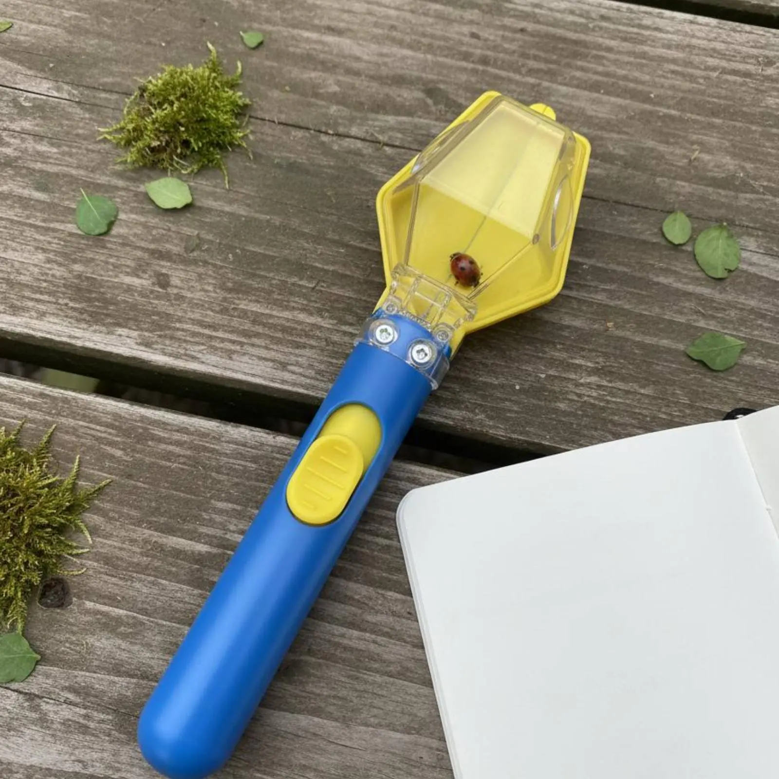 Bug Catcher Viewer Interactive Bug Catching Kit Catcher Science Learning Handheld Grabber Screen-No-Cost Fun for Camping
Bug Catcher Viewer Interactive Bug Catching Kit Catcher Science Learning Handheld Grabber Screen-No-Cost Fun for Camping