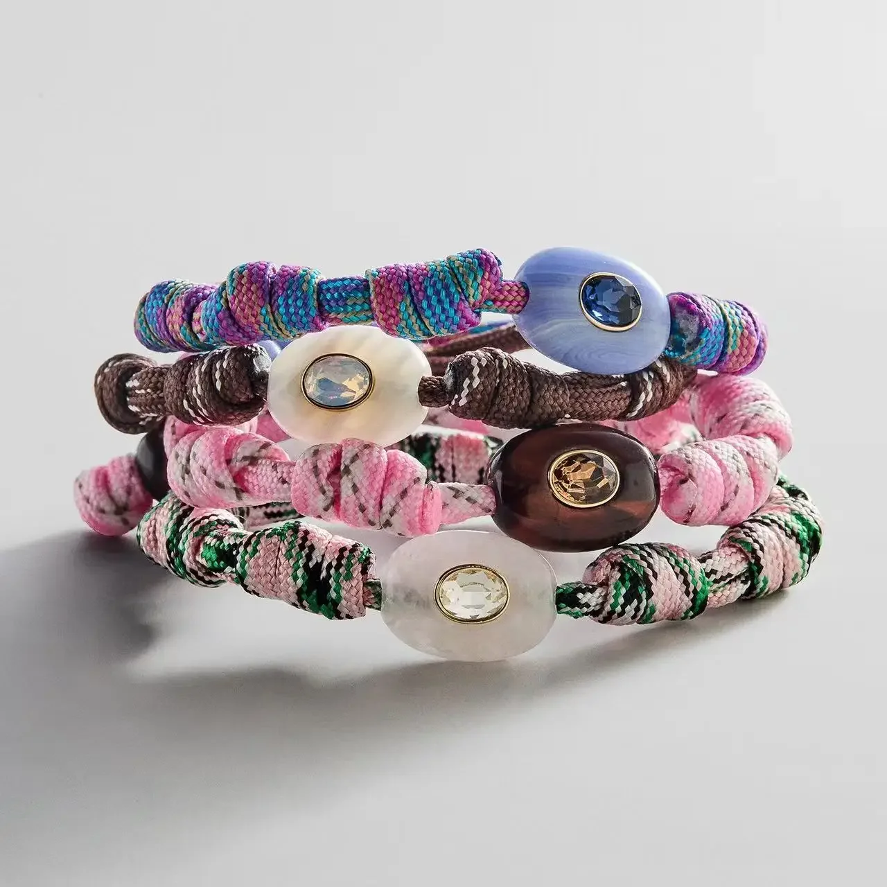 2026 European and American popular colorful braided rope adjustable hand rope dopamine series fashionable and elegant bracelet
2026 European and American popular colorful braided rope adjustable hand rope dopamine series fashionable and elegant bracelet
