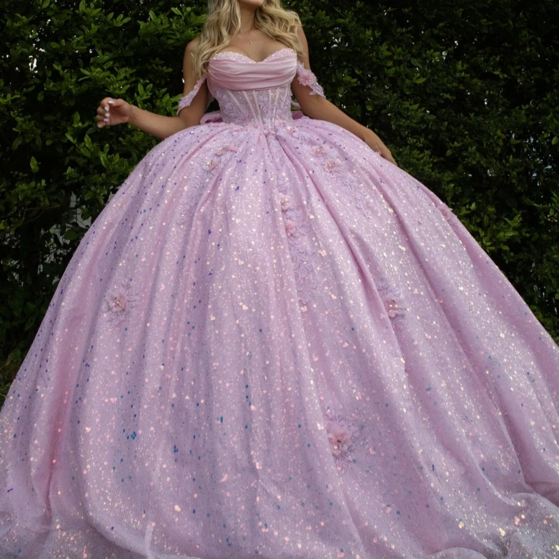 Розовые блестящие платья Quinceanera с открытыми плечами, бальное платье Sweet 16, платье с бусинами и цветочным бантом, тюлевые платья для дня рождения, вечеринки, Vestidos 15 De Anos
Розовые блестящие платья Quinceanera с открытыми плечами, бальное платье Sweet 16, платье с бусинами и цветочным бантом, тюлевые платья для дня рождения, вечеринки, Vestidos 15 De Anos