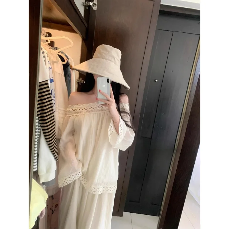 Women's Vintage Lace Trim Off Shoulder Two Piece Set Loose Top Elastic Waist Pants In Beige
Women's Vintage Lace Trim Off Shoulder Two Piece Set Loose Top Elastic Waist Pants In Beige