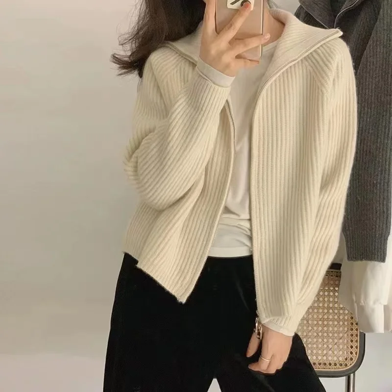 Autumn winter new cashmere cardigan women 100%pure cashmere zipper lapel sweater knitted loose wool coat
Autumn winter new cashmere cardigan women 100%pure cashmere zipper lapel sweater knitted loose wool coat