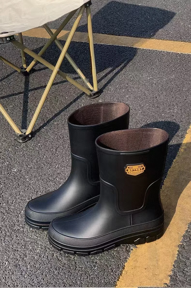 Water shoes medium tube waterproof and non-slip men's rain boots thick-soled wear-resistant rain shoes men's rubber shoes
Water shoes medium tube waterproof and non-slip men's rain boots thick-soled wear-resistant rain shoes men's rubber shoes
