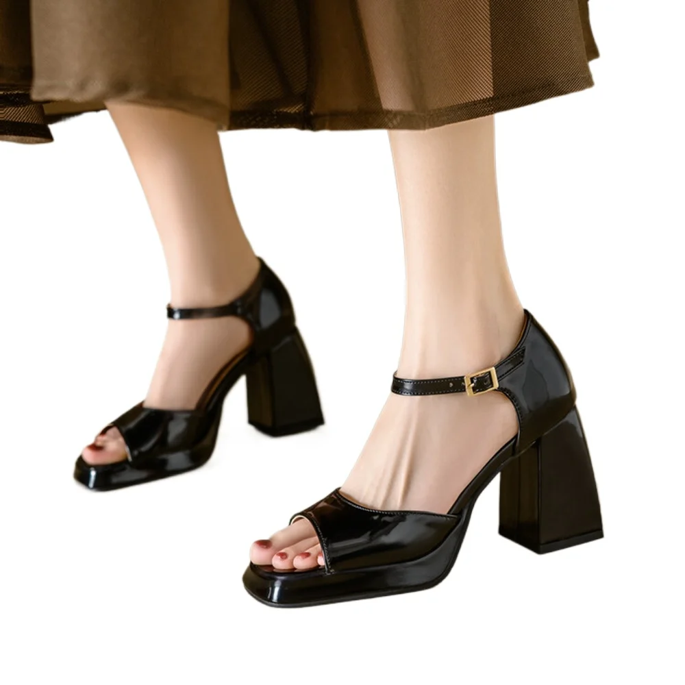 Heels Women Sandals Patent Leather Buckle Straps Fashion Peep Toe Dress Office Party Wedding Platform Sandals Big Size 034-52
Heels Women Sandals Patent Leather Buckle Straps Fashion Peep Toe Dress Office Party Wedding Platform Sandals Big Size 034-52