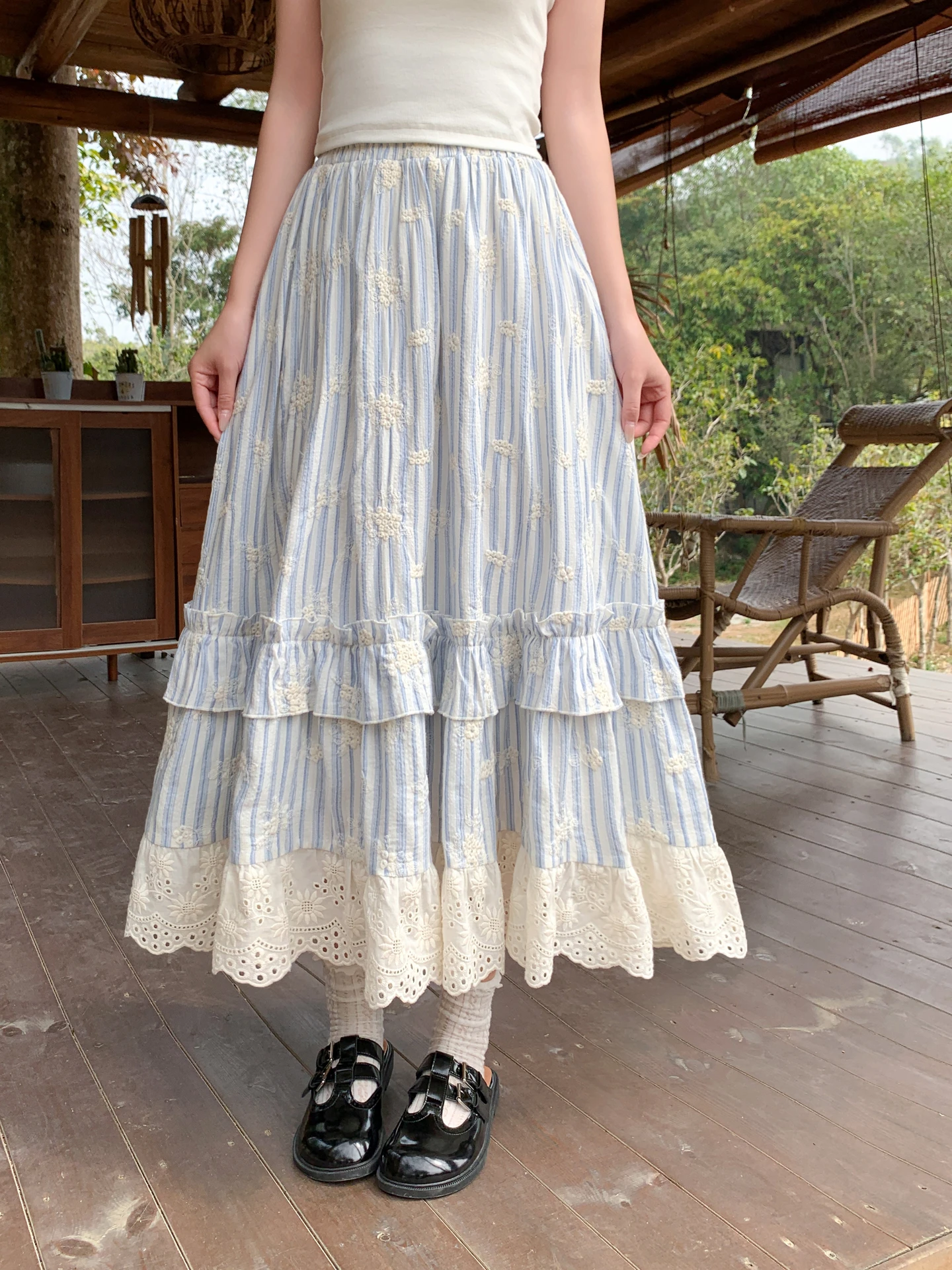 Sweet Style High Waist A-Line Skirt Lace Patchwork Design Gauze Fabric Young Women's Summer Fashion Casual Skirts
Sweet Style High Waist A-Line Skirt Lace Patchwork Design Gauze Fabric Young Women's Summer Fashion Casual Skirts